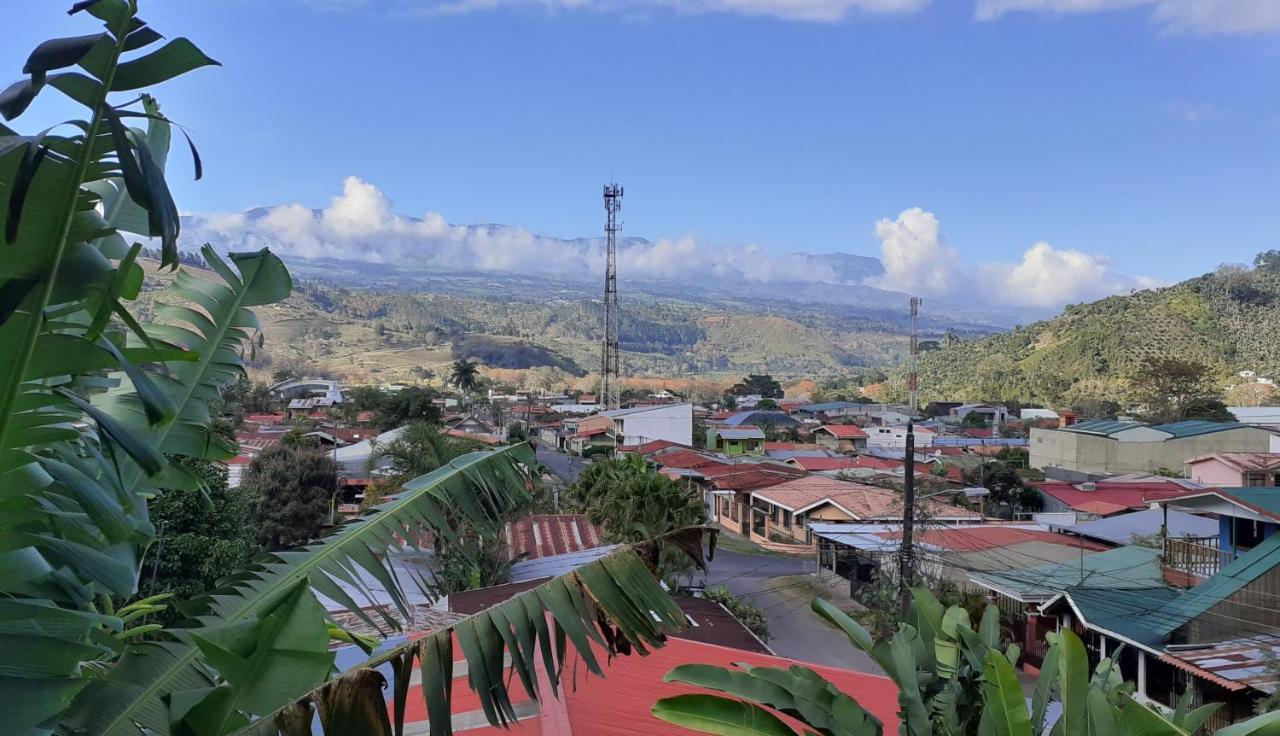 Montana Linda Guest House Orosí Dış mekan fotoğraf