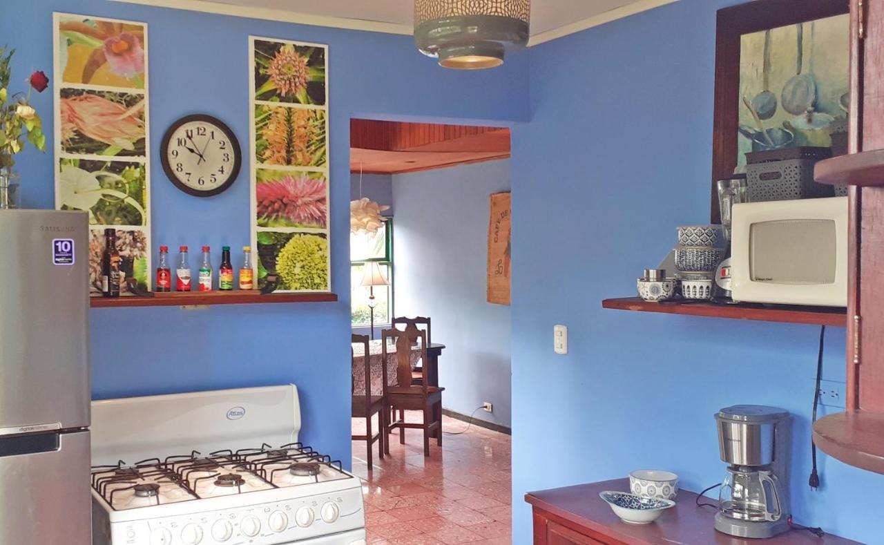 Montana Linda Guest House Orosí Dış mekan fotoğraf